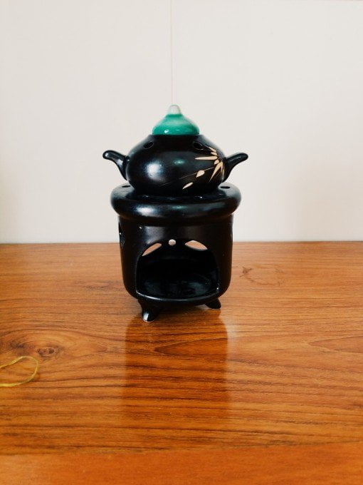 Đèn đốt tinh dầu bằng nến kiểu dáng ấm trà 2